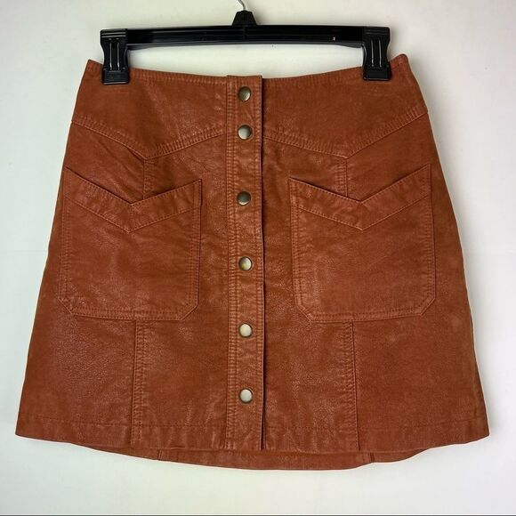 Free People • Come a Little Closer Faux Leather Skirt - Picture 3 of 9